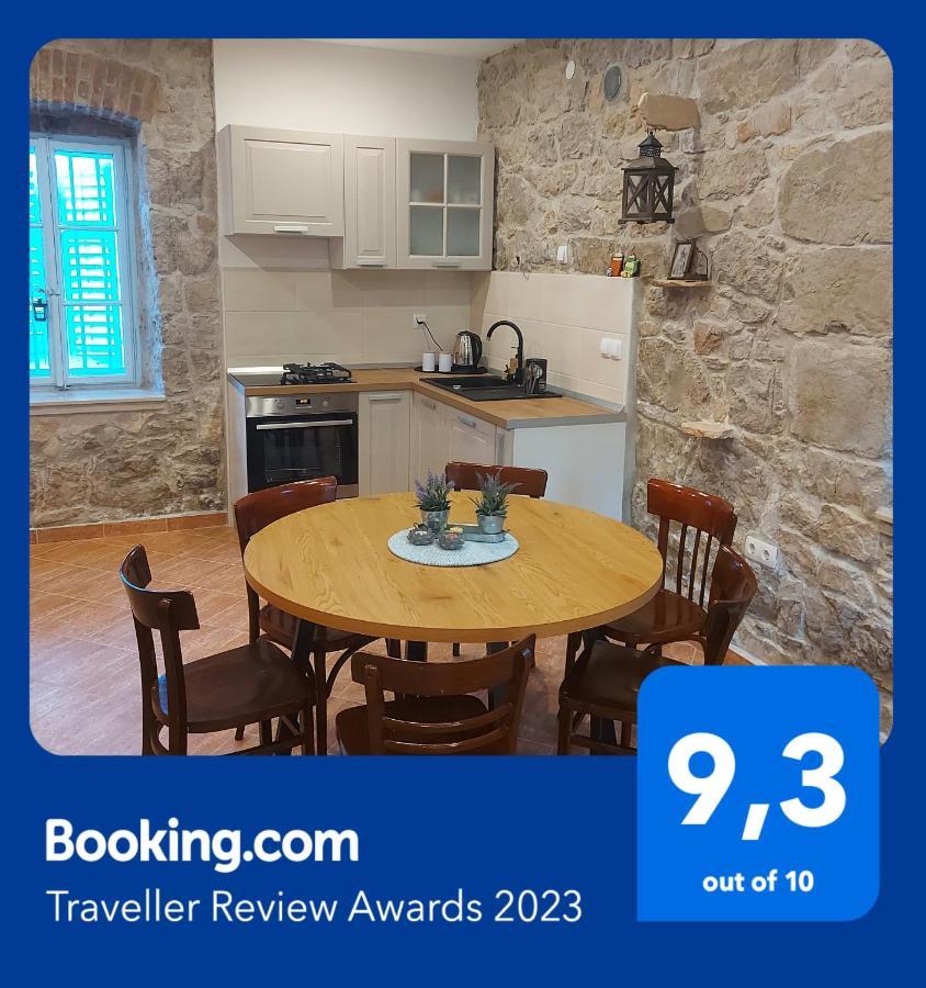 Holiday Home Pepe Banj Exterior photo